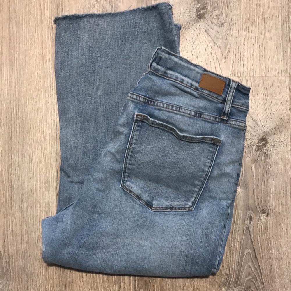 Judy Blue Wide Leg Cropped Jeans/16